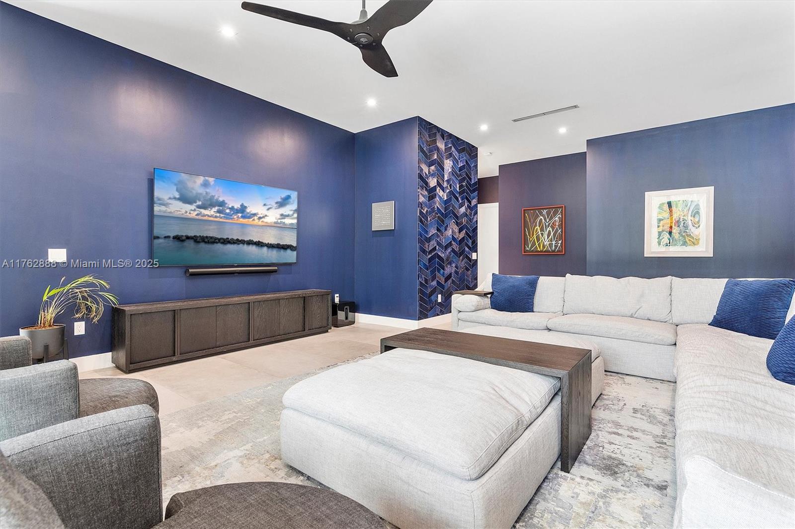 LANDMARK AT STERLING RANC - Residential