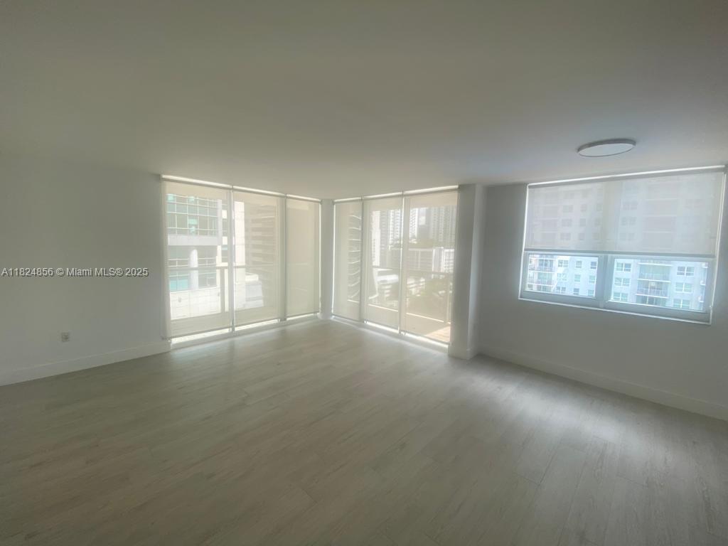 THE MARK ON BRICKELL COND - Residential