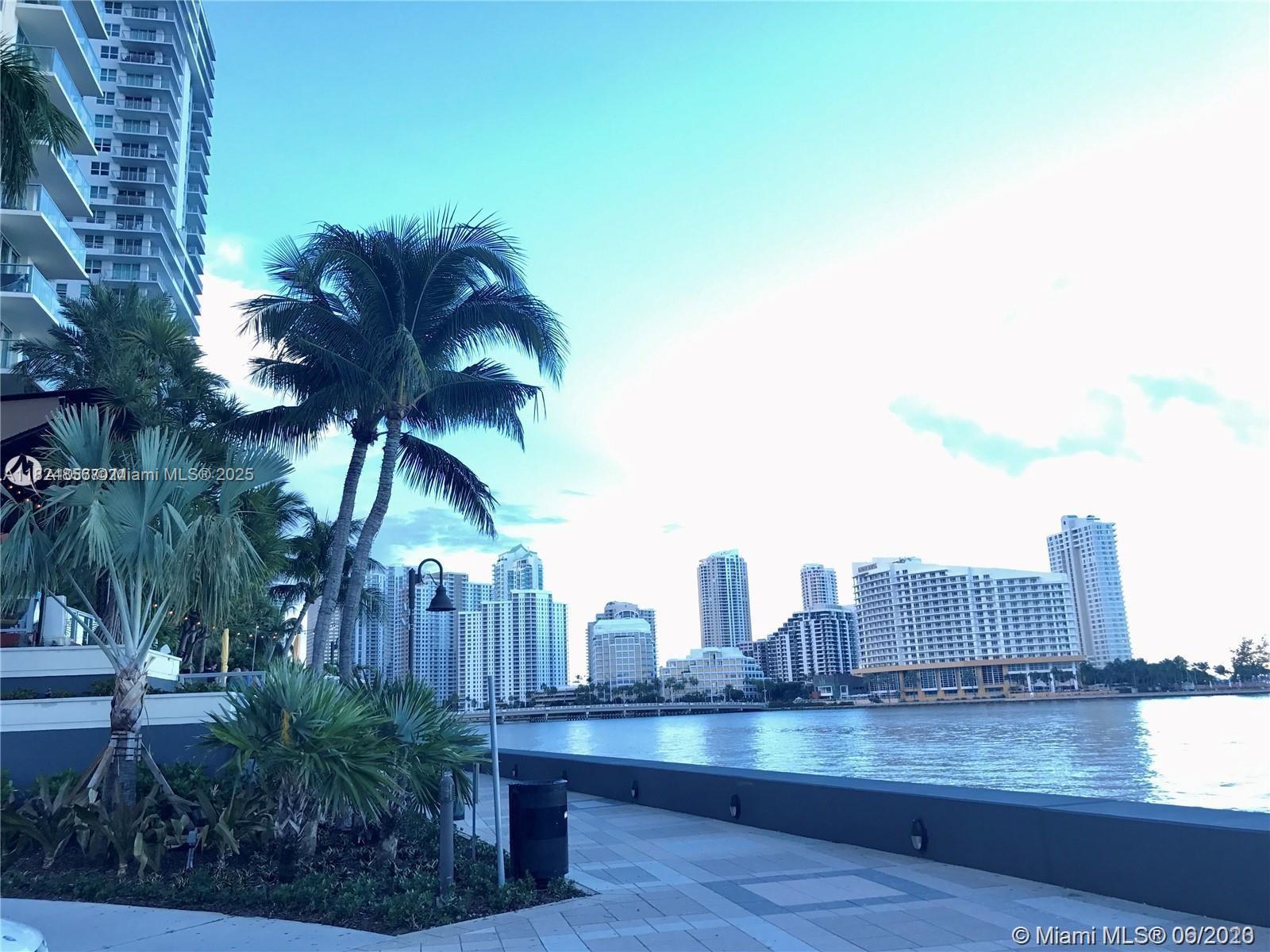 THE MARK ON BRICKELL COND - Residential