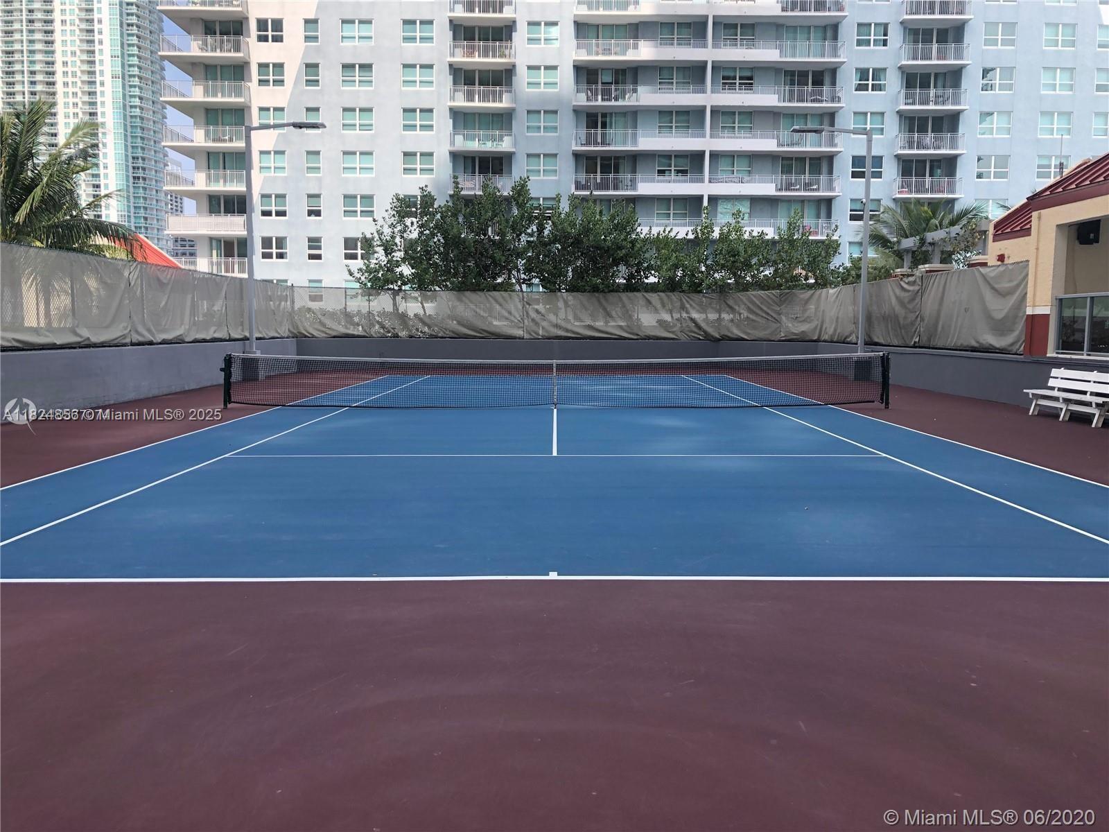 THE MARK ON BRICKELL COND - Residential