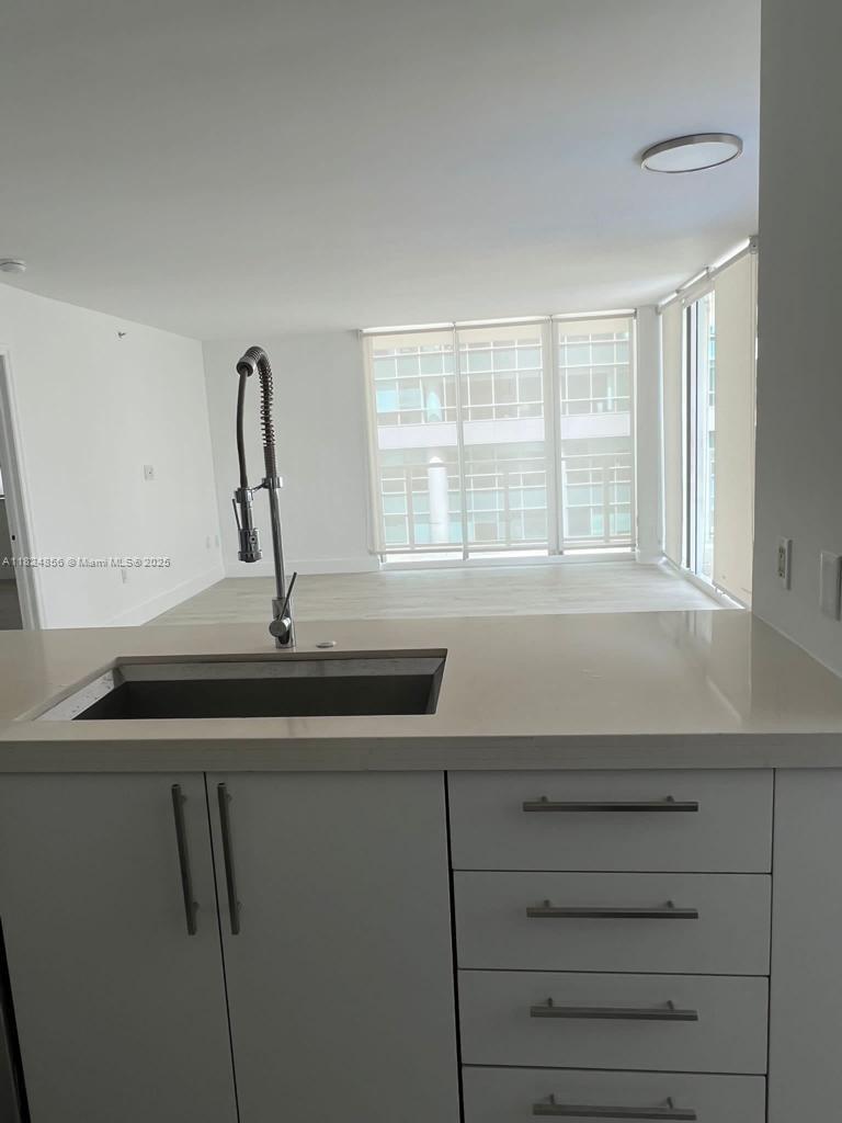 THE MARK ON BRICKELL COND - Residential
