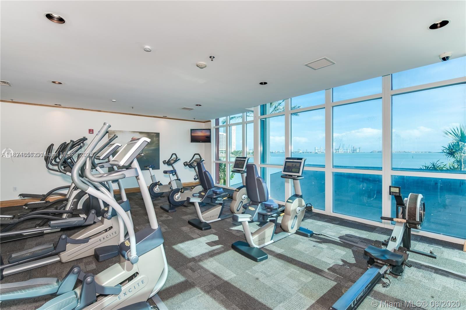 THE MARK ON BRICKELL COND - Residential
