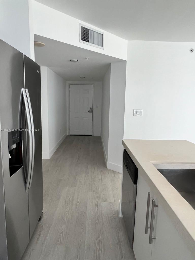 THE MARK ON BRICKELL COND - Residential
