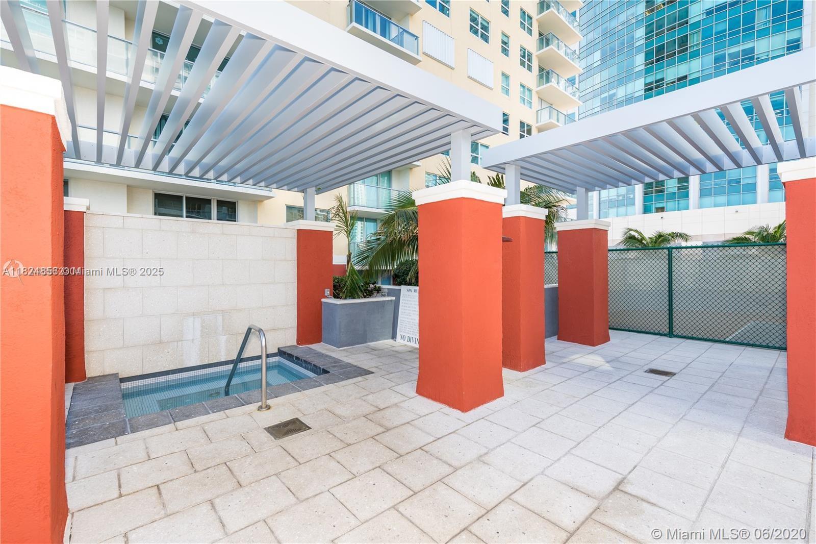 THE MARK ON BRICKELL COND - Residential