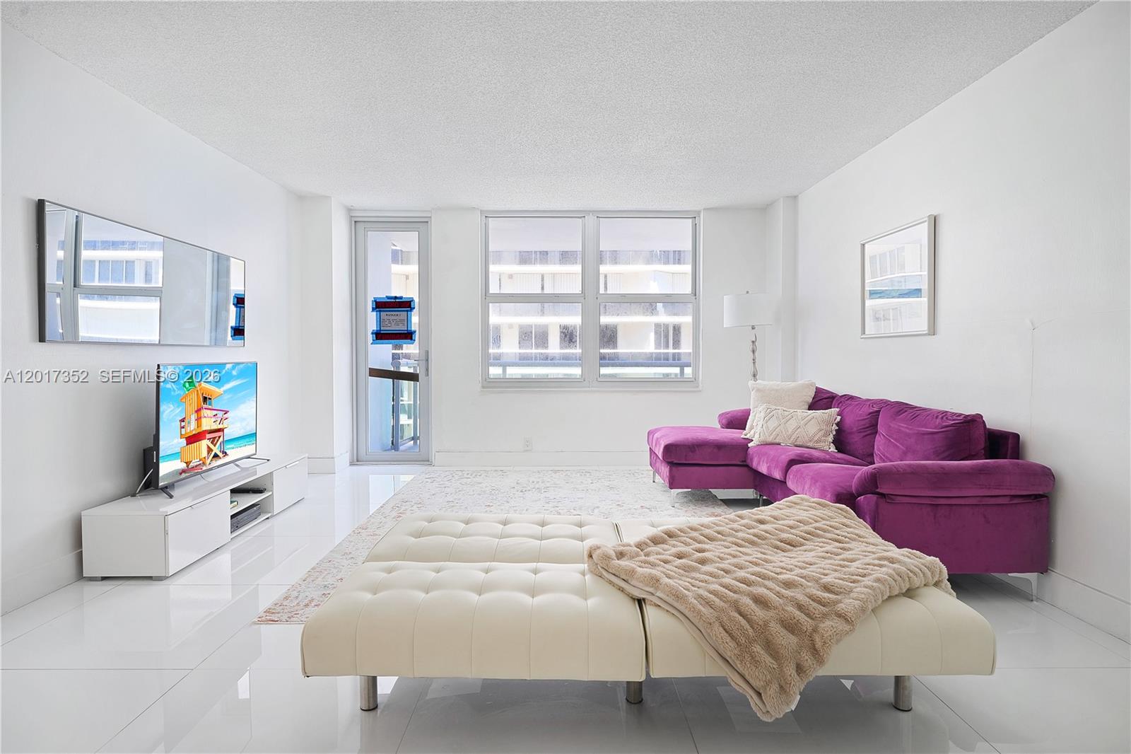 9511 Collins Ave 901