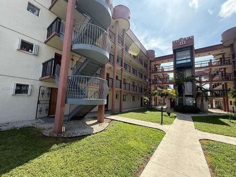 5400 W 21st Ct 403 Hialeah FL 33016
