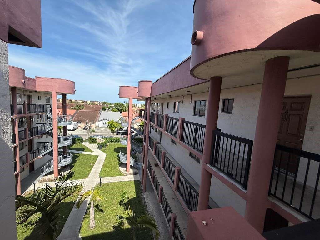 5400 W 21st Ct 403