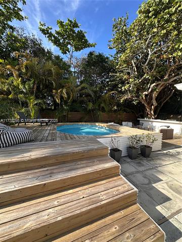 BISCAYNE KEY ESTATES - Residential