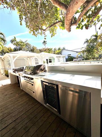 BISCAYNE KEY ESTATES - Residential