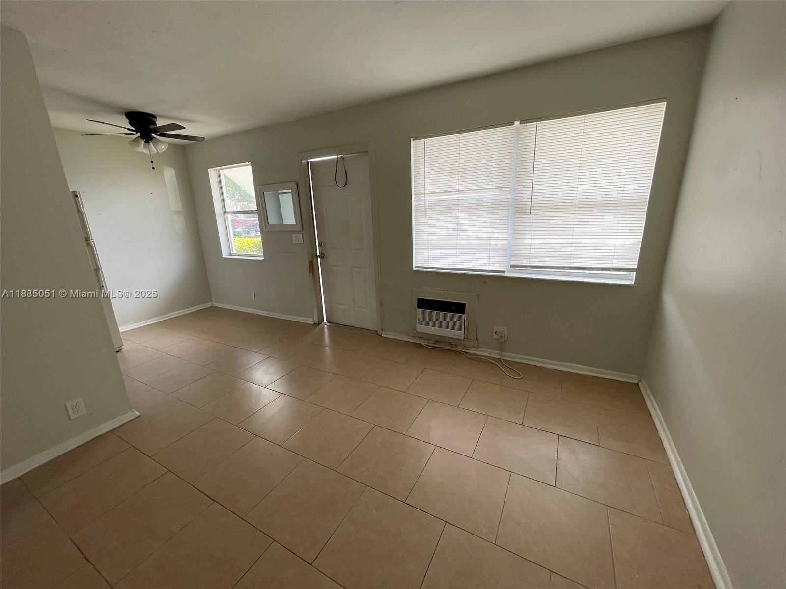LAKE WORTH TOWN OF ADD 1 - Residential Lease