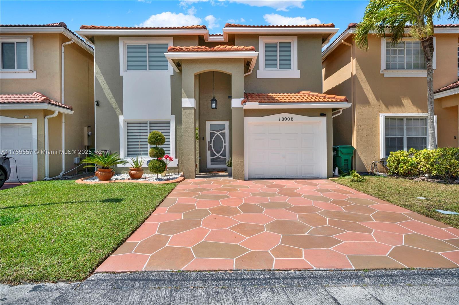 Property for Sale at 10006 Sw 162nd Path, Miami, Broward County, Florida - Bedrooms: 4 
Bathrooms: 3  - $629,000