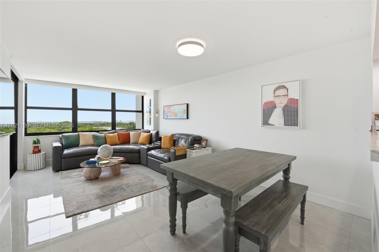 CLUB ATLANTIS CONDO - Residential