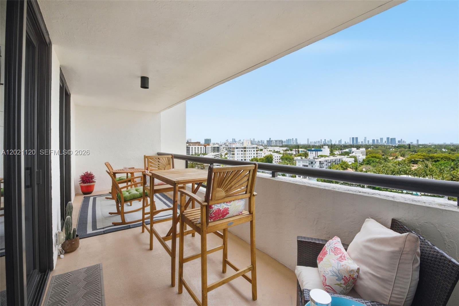 CLUB ATLANTIS CONDO - Residential