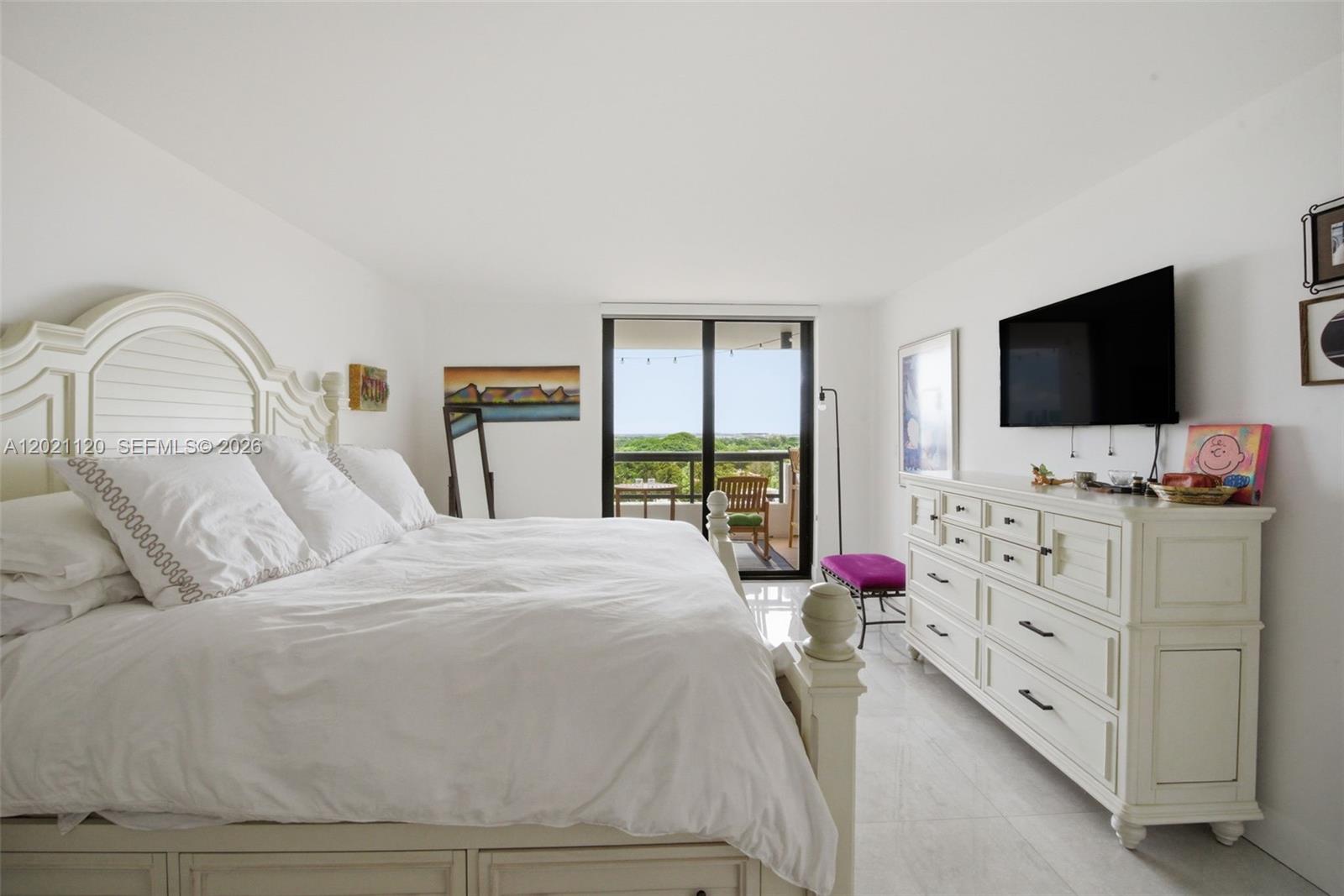 CLUB ATLANTIS CONDO - Residential