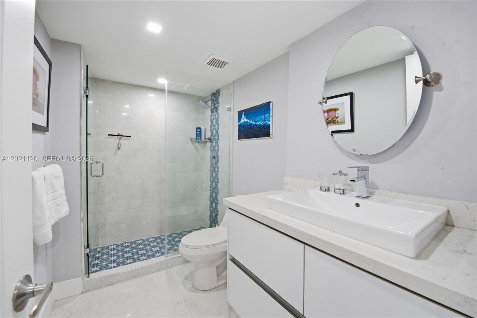 CLUB ATLANTIS CONDO - Residential
