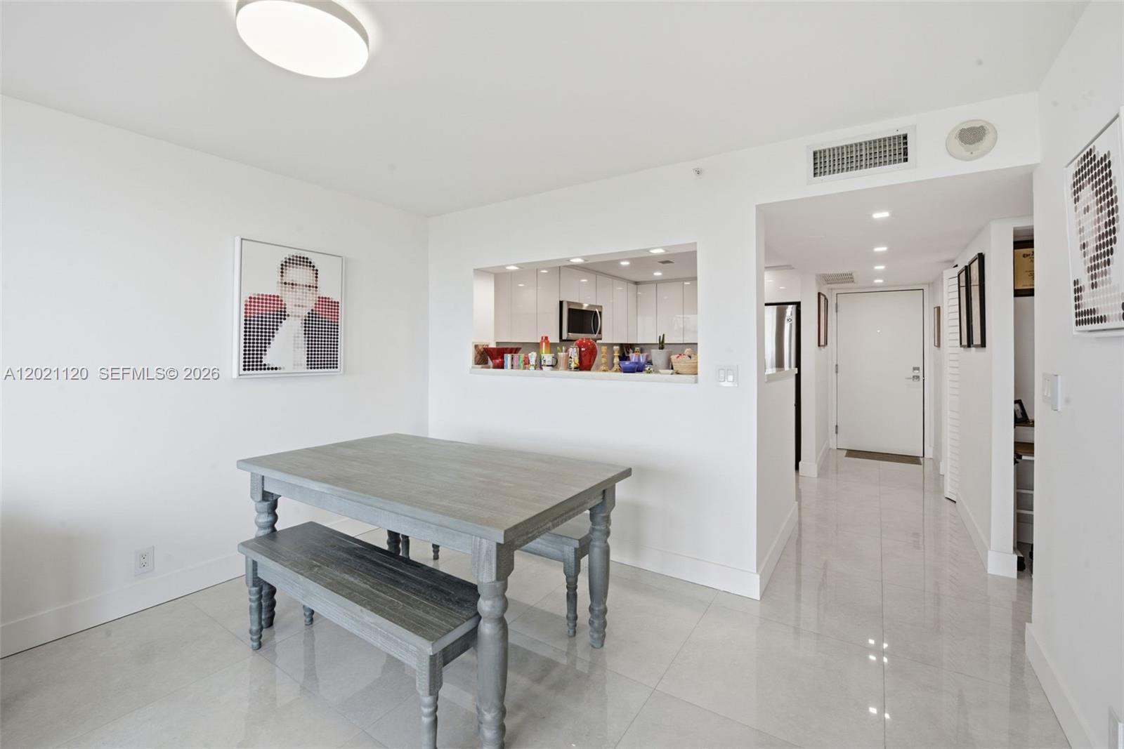 CLUB ATLANTIS CONDO - Residential