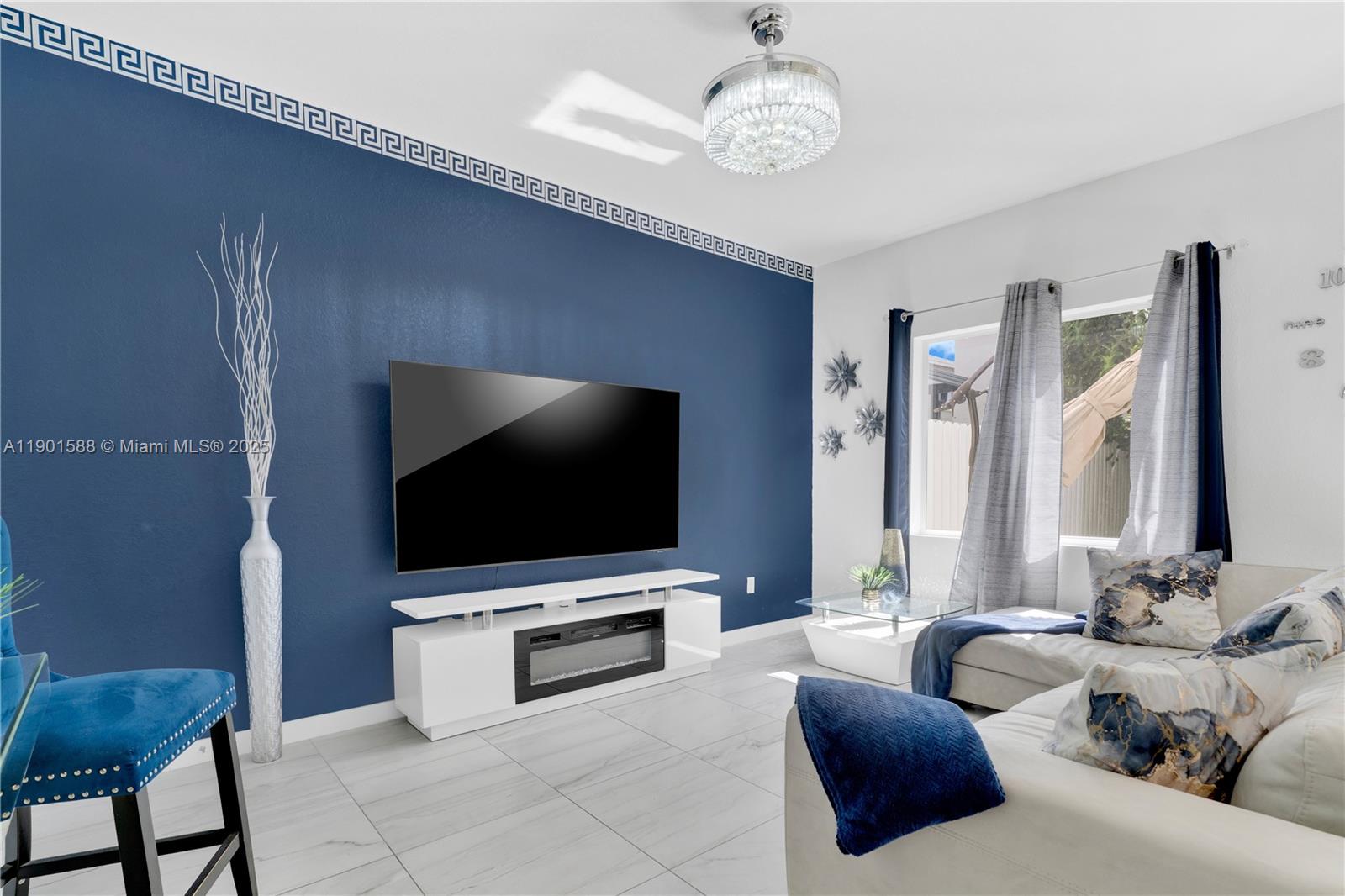 PALMS AT BELLA VISTA - Residential