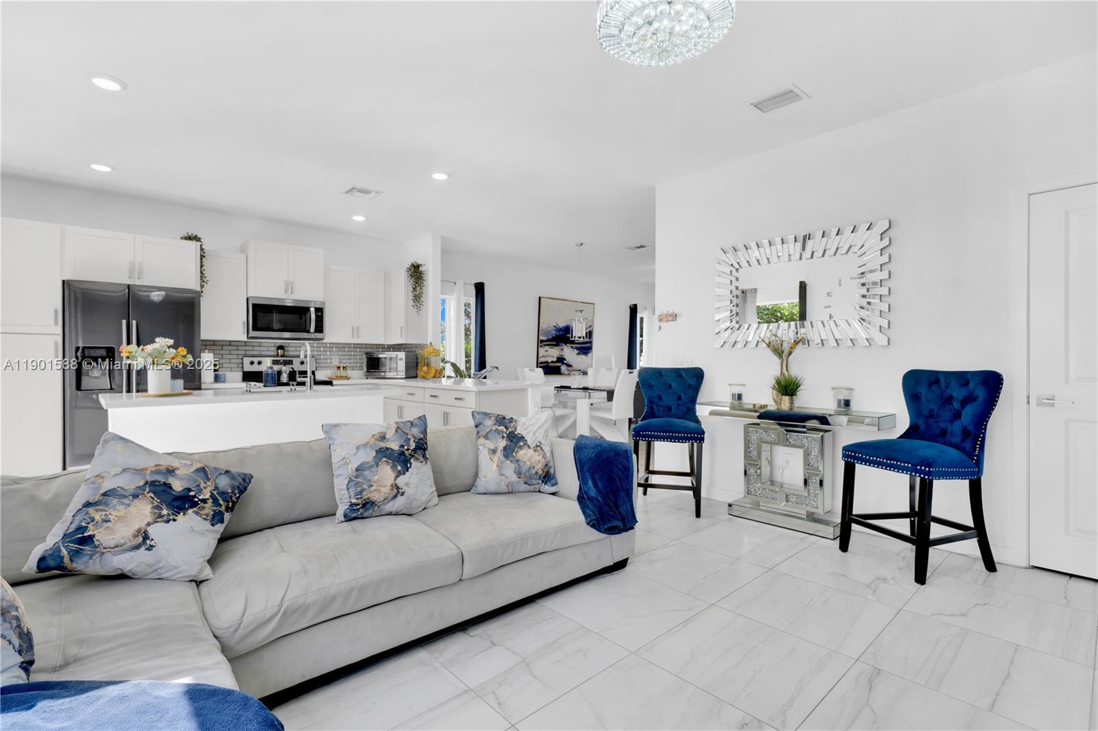 PALMS AT BELLA VISTA - Residential