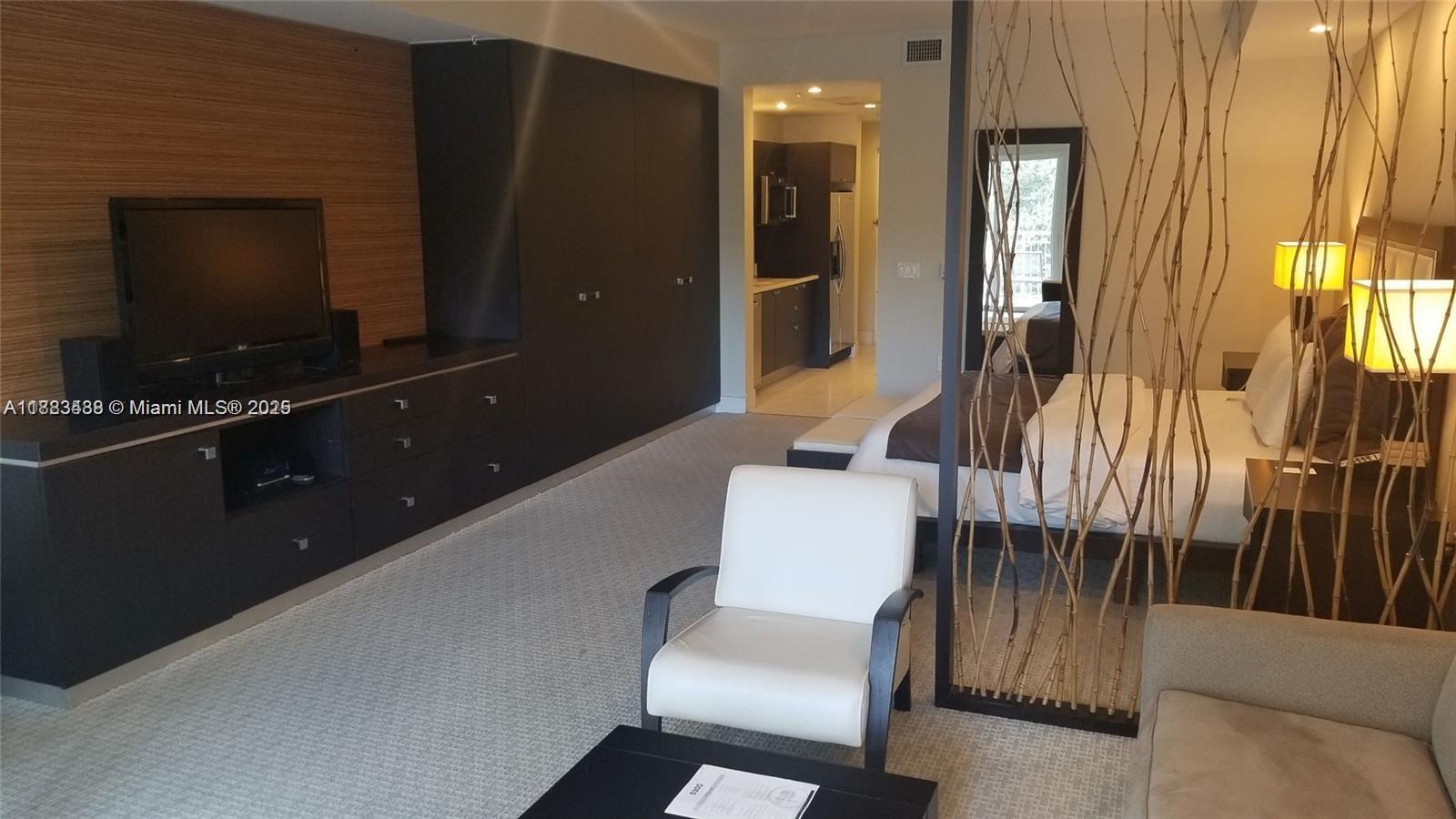 View photos, virtual tours, details... 5300 NW 87th Ave 415