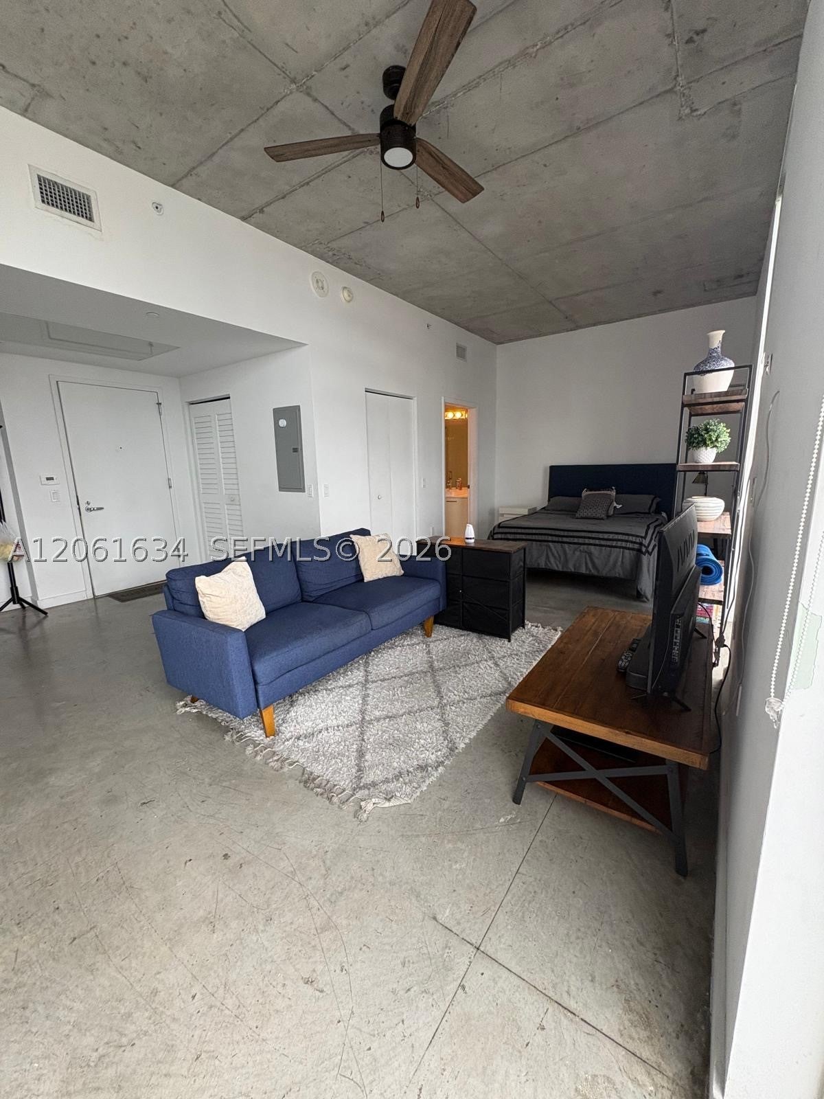 151 SE 1st St 3404