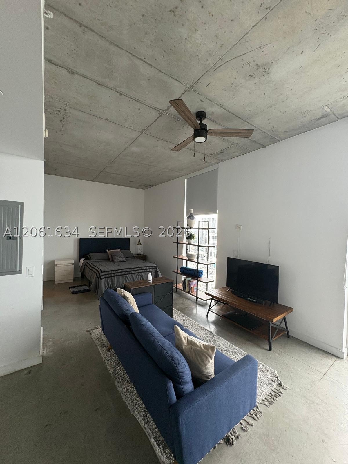 151 SE 1st St 3404