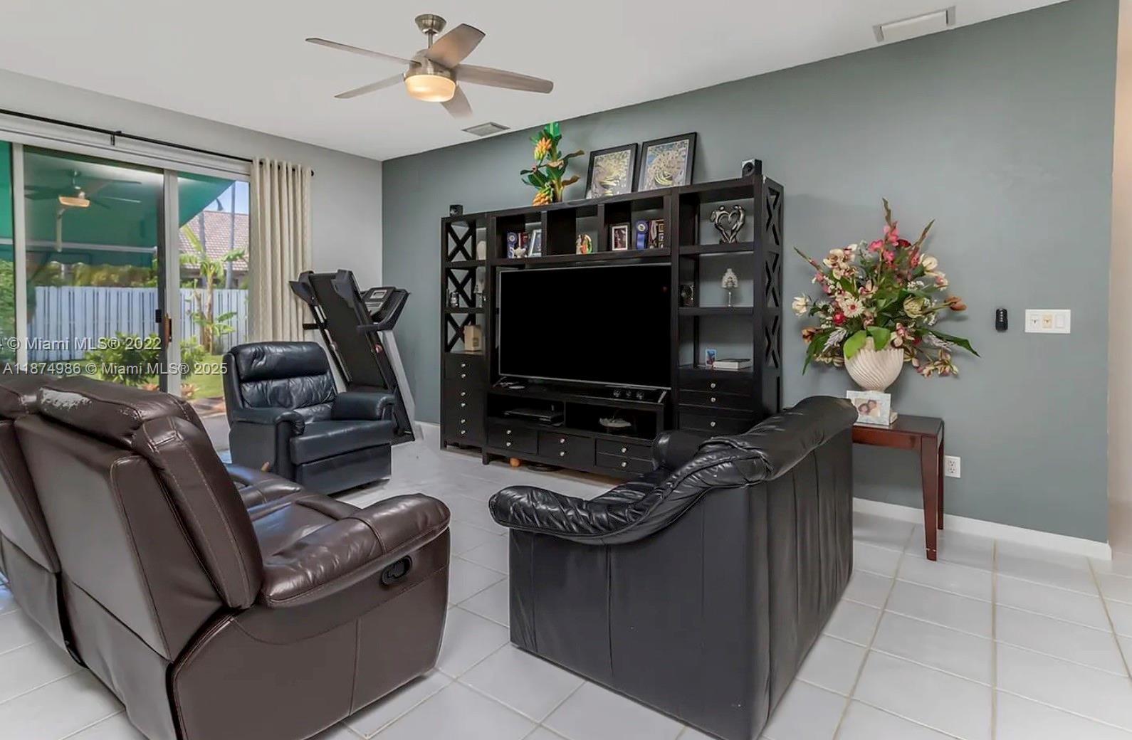 SILVER LAKES AT PEMBROKE - Residential Lease