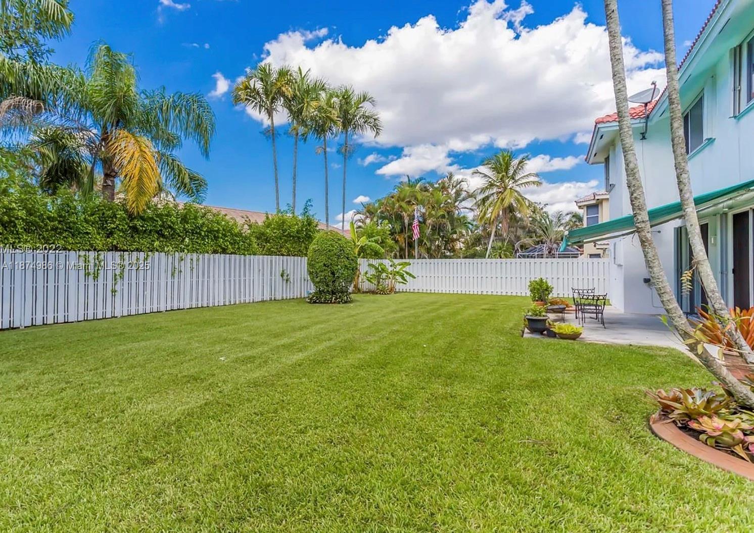 SILVER LAKES AT PEMBROKE - Residential Lease