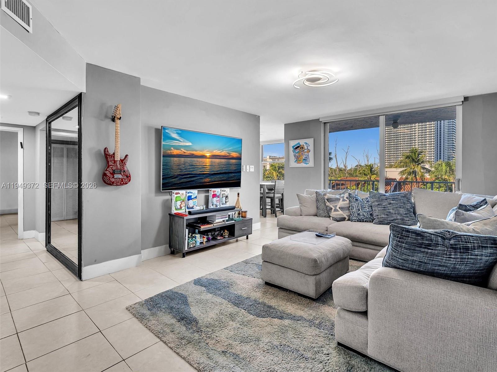 REEF WEST CONDO - Residential