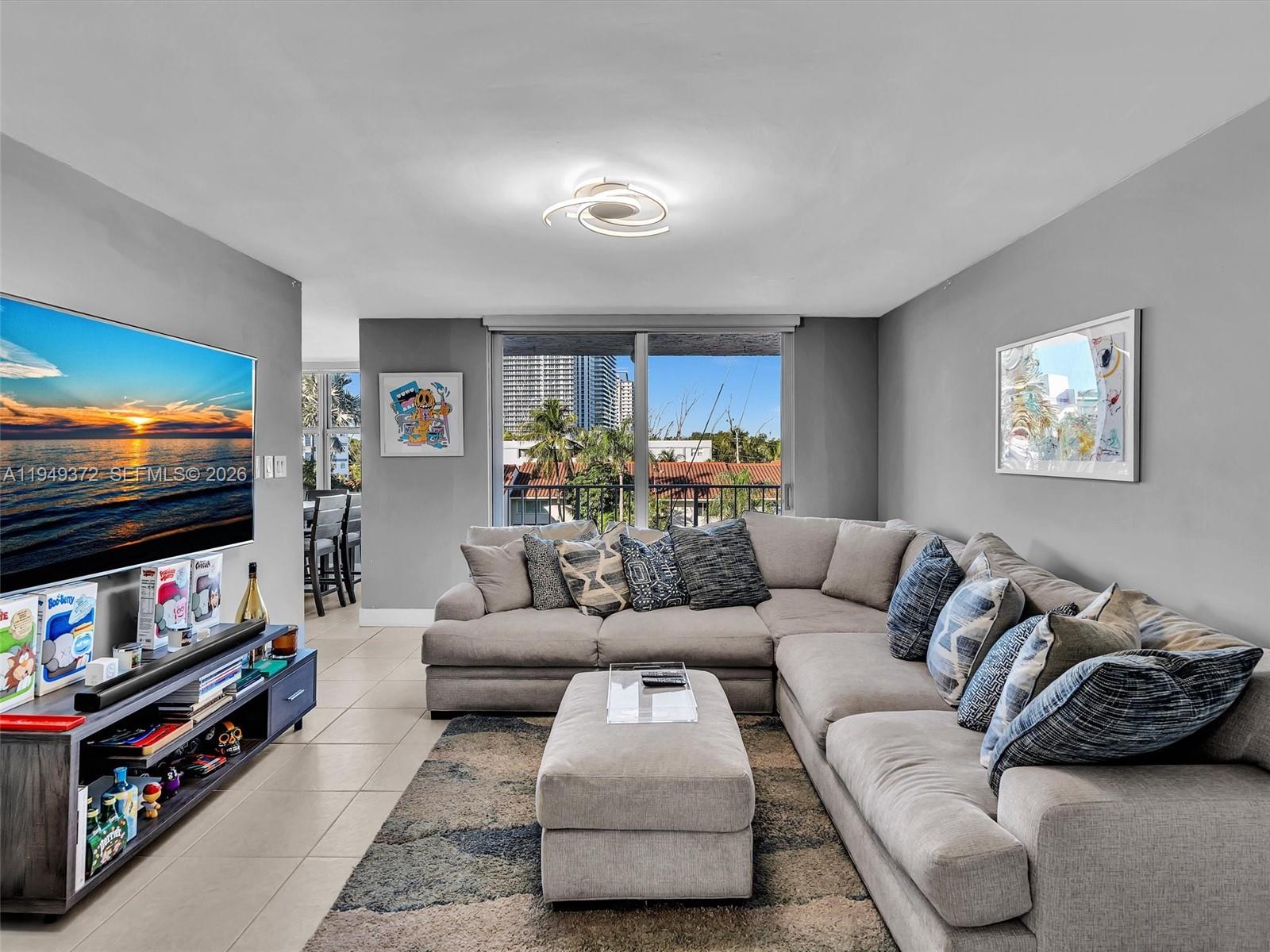 REEF WEST CONDO - Residential