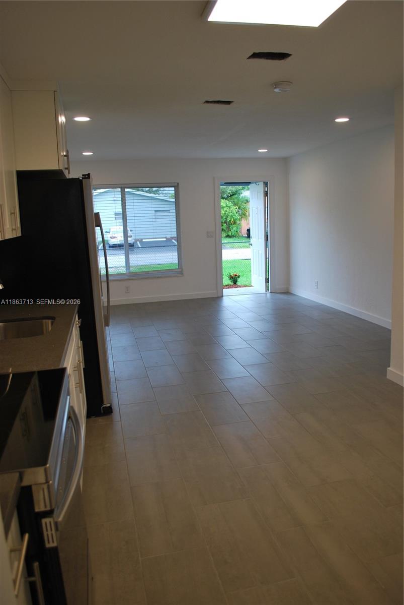 FELLER ESTATES - Residential Income