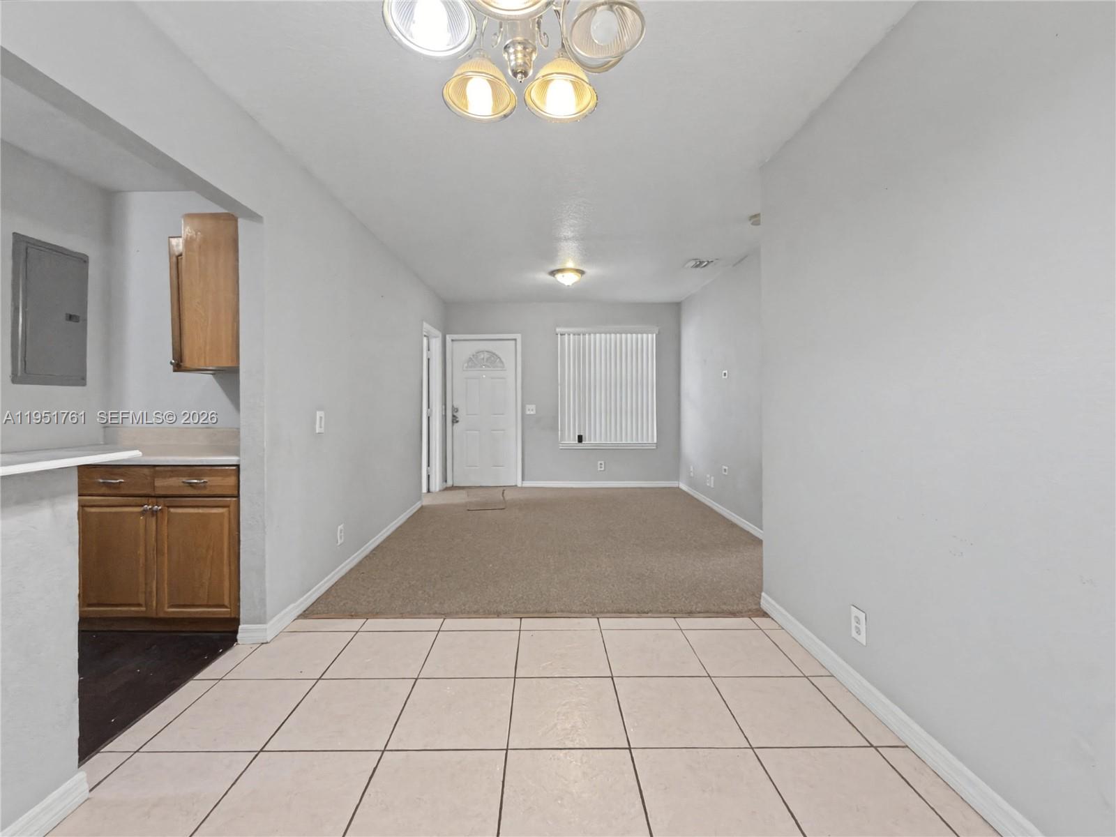 NO MIAMI EST SEC 3 - Residential