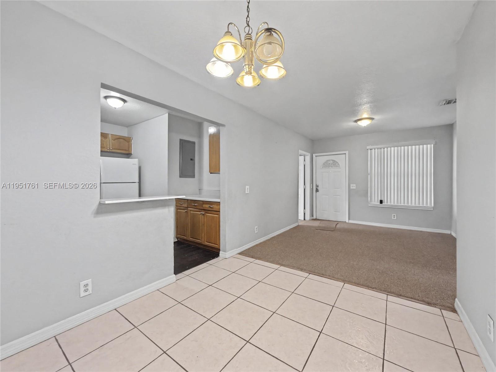 NO MIAMI EST SEC 3 - Residential