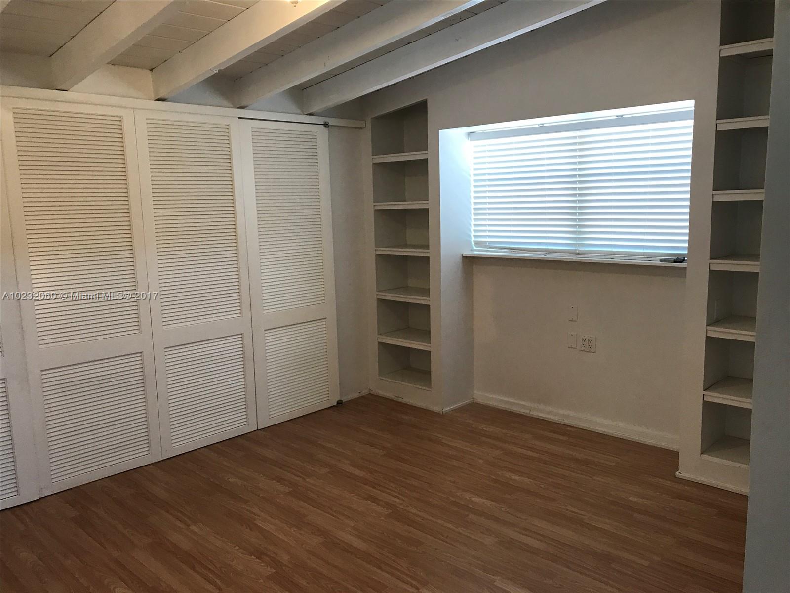 W T HARDEES SUB - Residential Lease