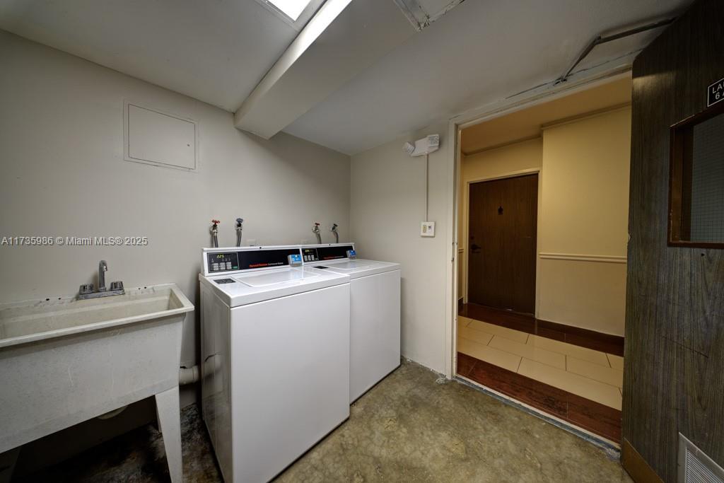 TRITON TOWER CONDO - Residential