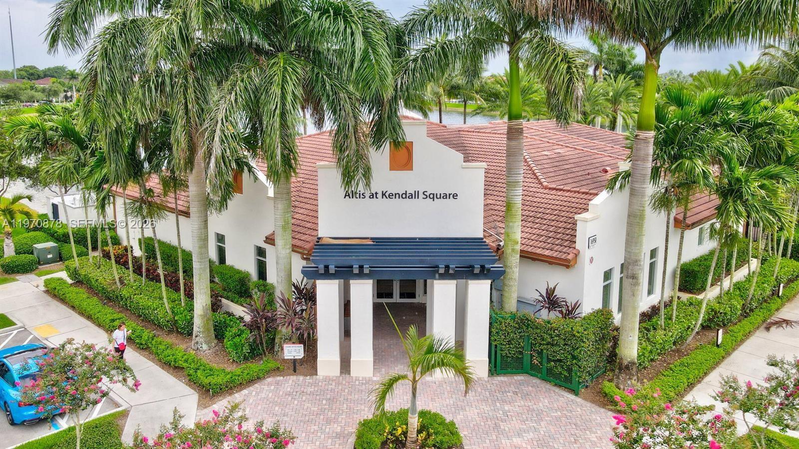 KENDALL COMMONS RESIDENTI - Residential