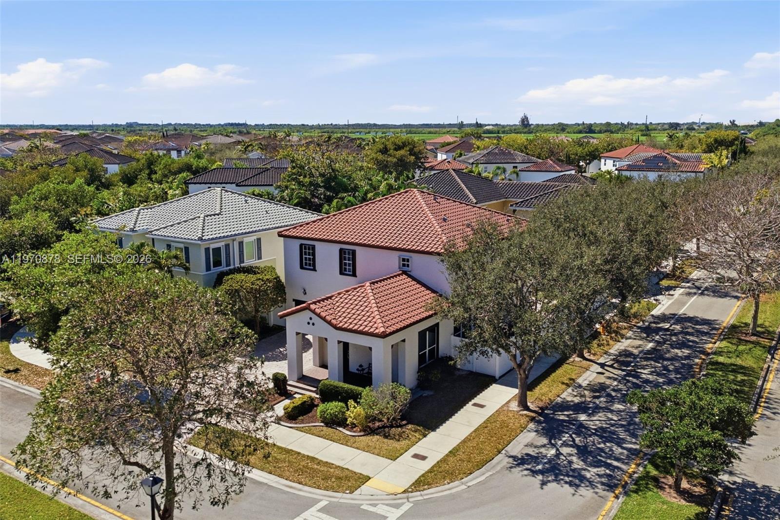 KENDALL COMMONS RESIDENTI - Residential