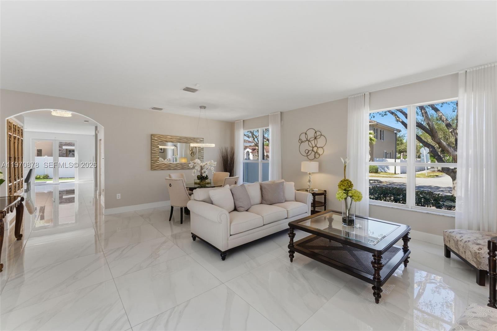 KENDALL COMMONS RESIDENTI - Residential