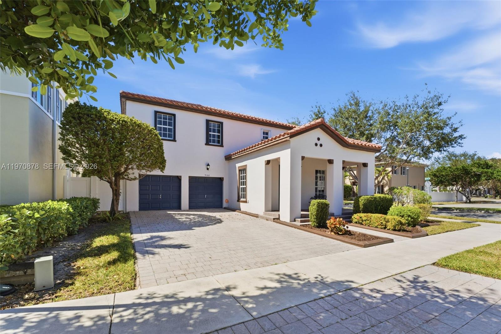 KENDALL COMMONS RESIDENTI - Residential