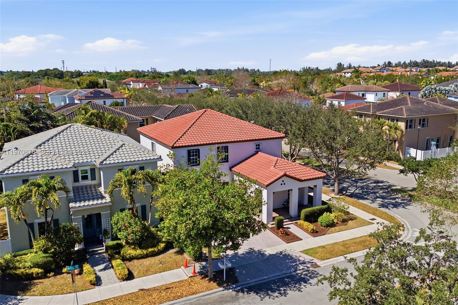 KENDALL COMMONS RESIDENTI - Residential