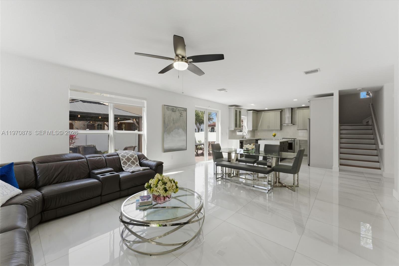 KENDALL COMMONS RESIDENTI - Residential