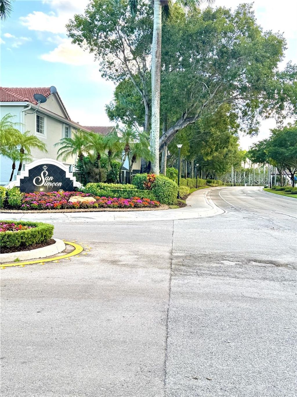 Photo of 3742 San Simeon Cir #3742, Weston, FL 33331 (MLS # A12007050)