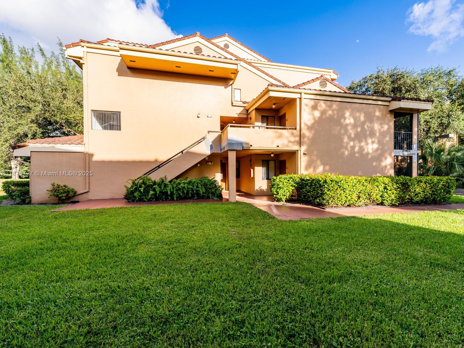 CELEBRATION POINT CONDO # - Residential