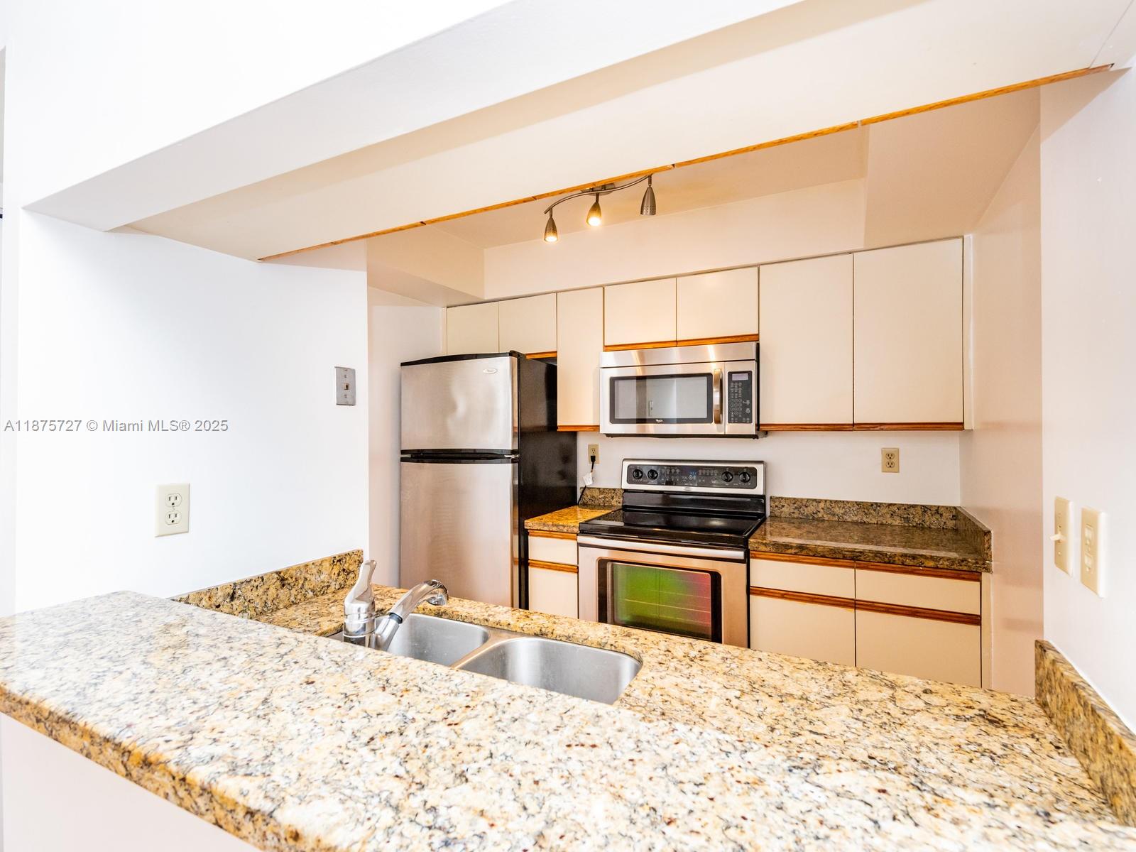 CELEBRATION POINT CONDO # - Residential