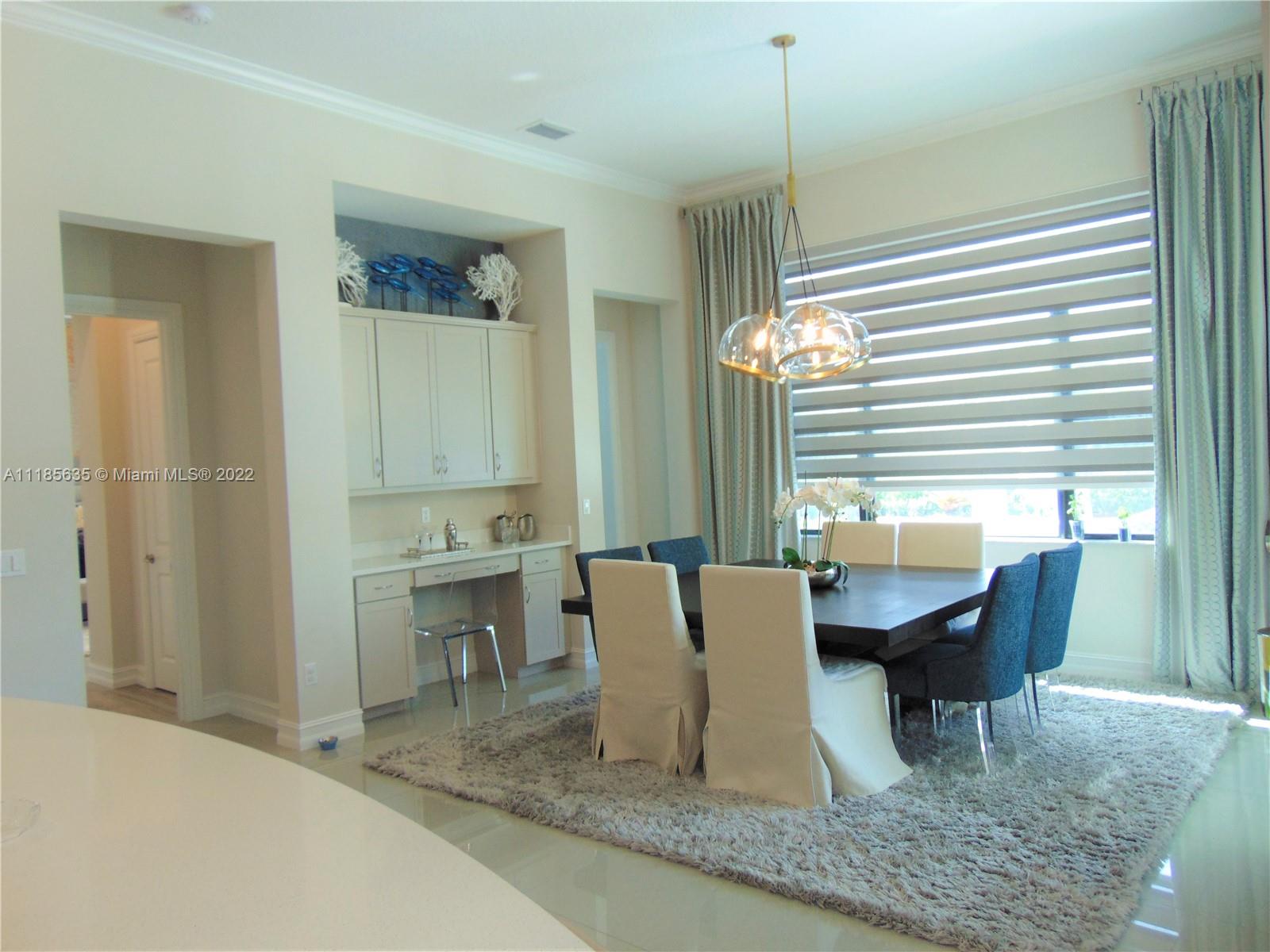 PALM MEADOWS ESTATES - Residential