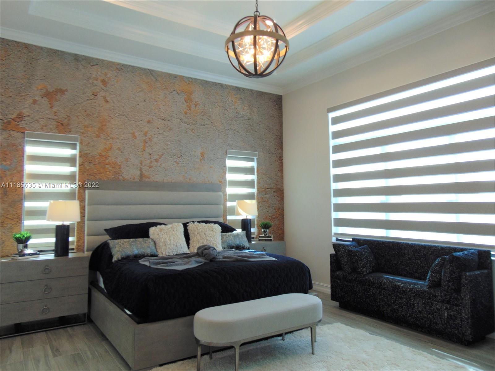 PALM MEADOWS ESTATES - Residential