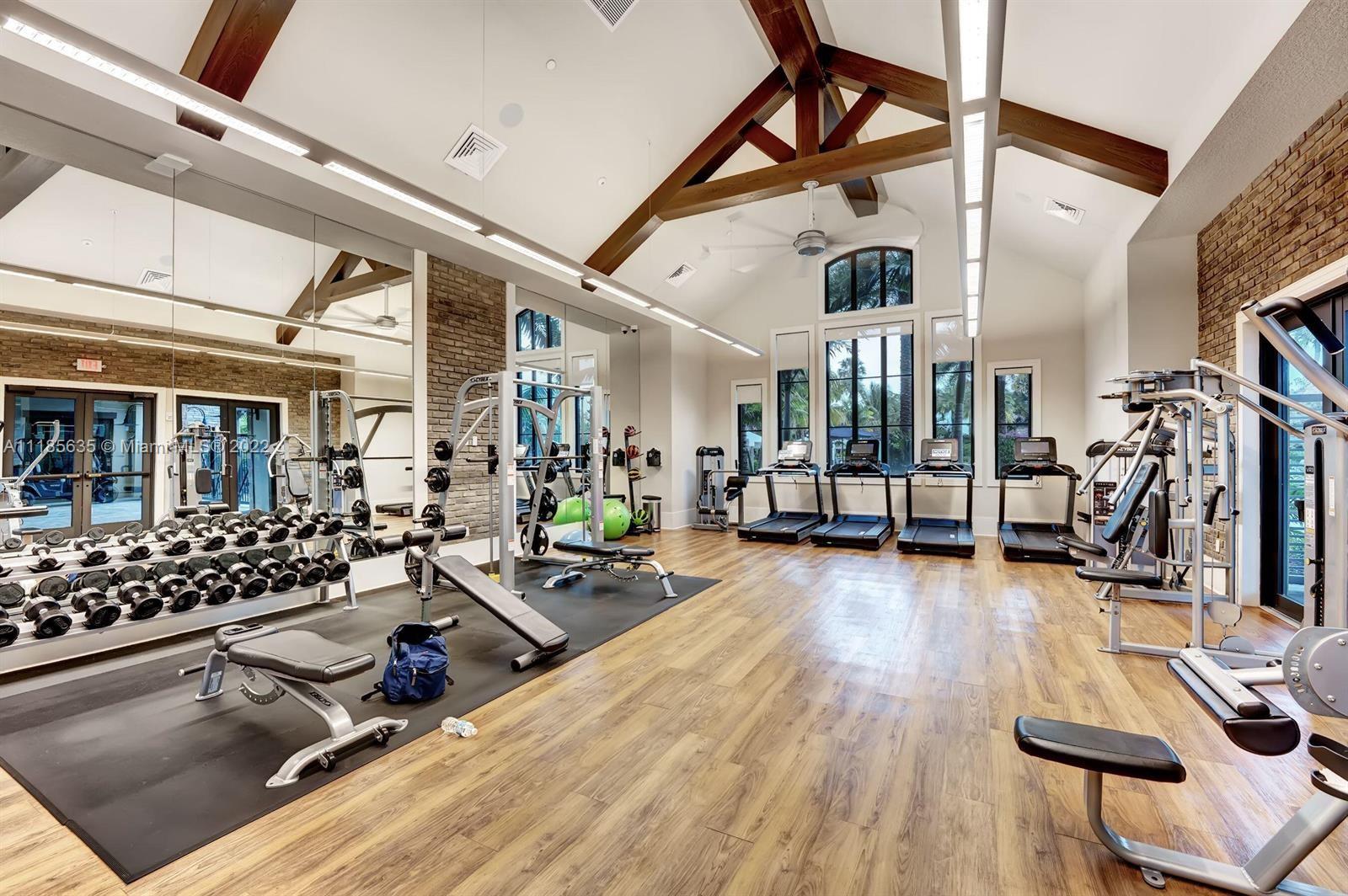 PALM MEADOWS ESTATES - Residential