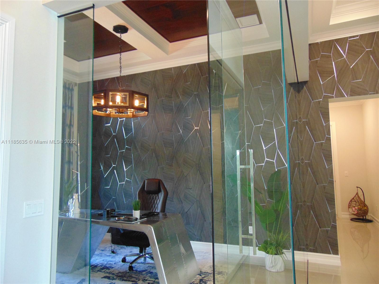 PALM MEADOWS ESTATES - Residential