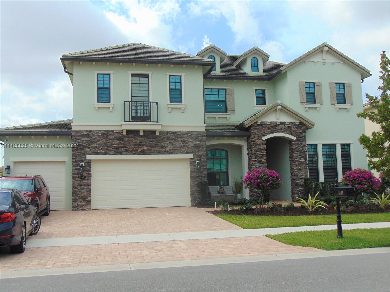 PALM MEADOWS ESTATES - Residential