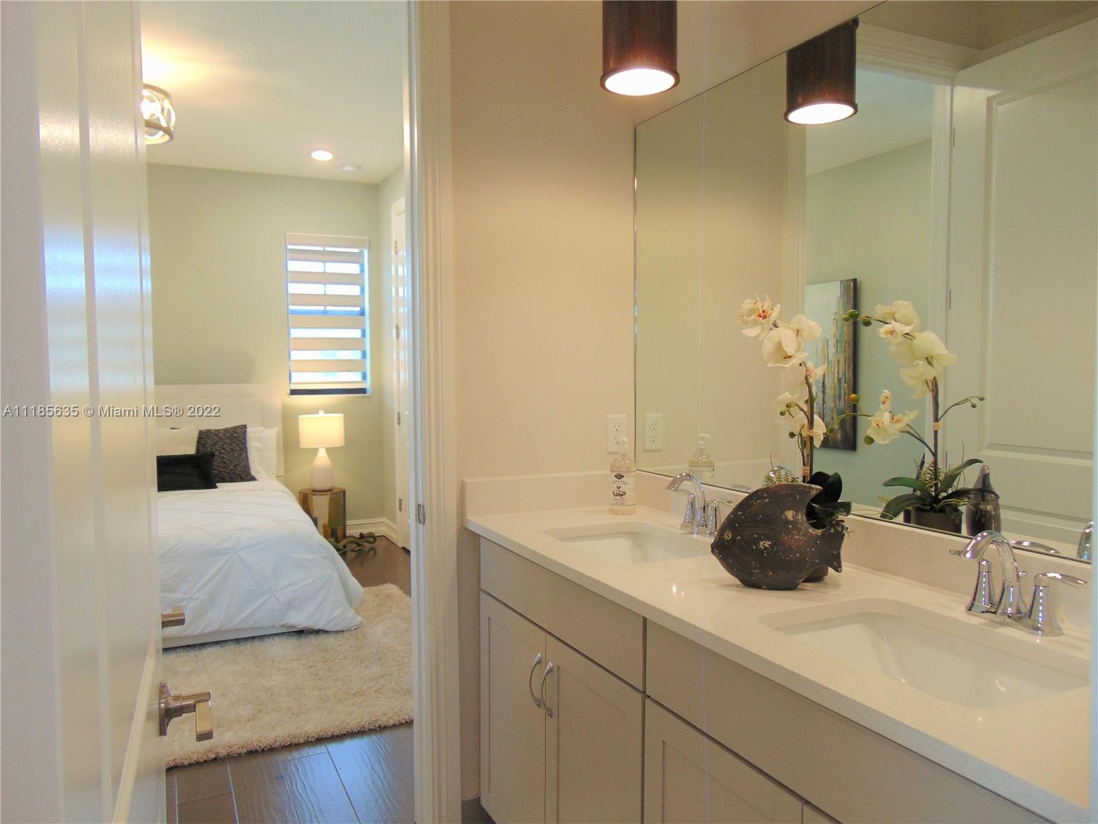 PALM MEADOWS ESTATES - Residential