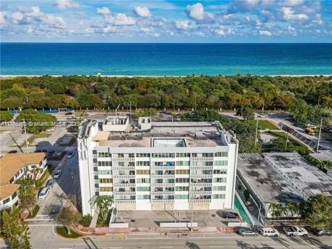 Rental Property at 8233 Harding Ave 407, Miami Beach, Miami-Dade County, Florida - Bedrooms: 1 
Bathrooms: 2  - $2,600 MO.